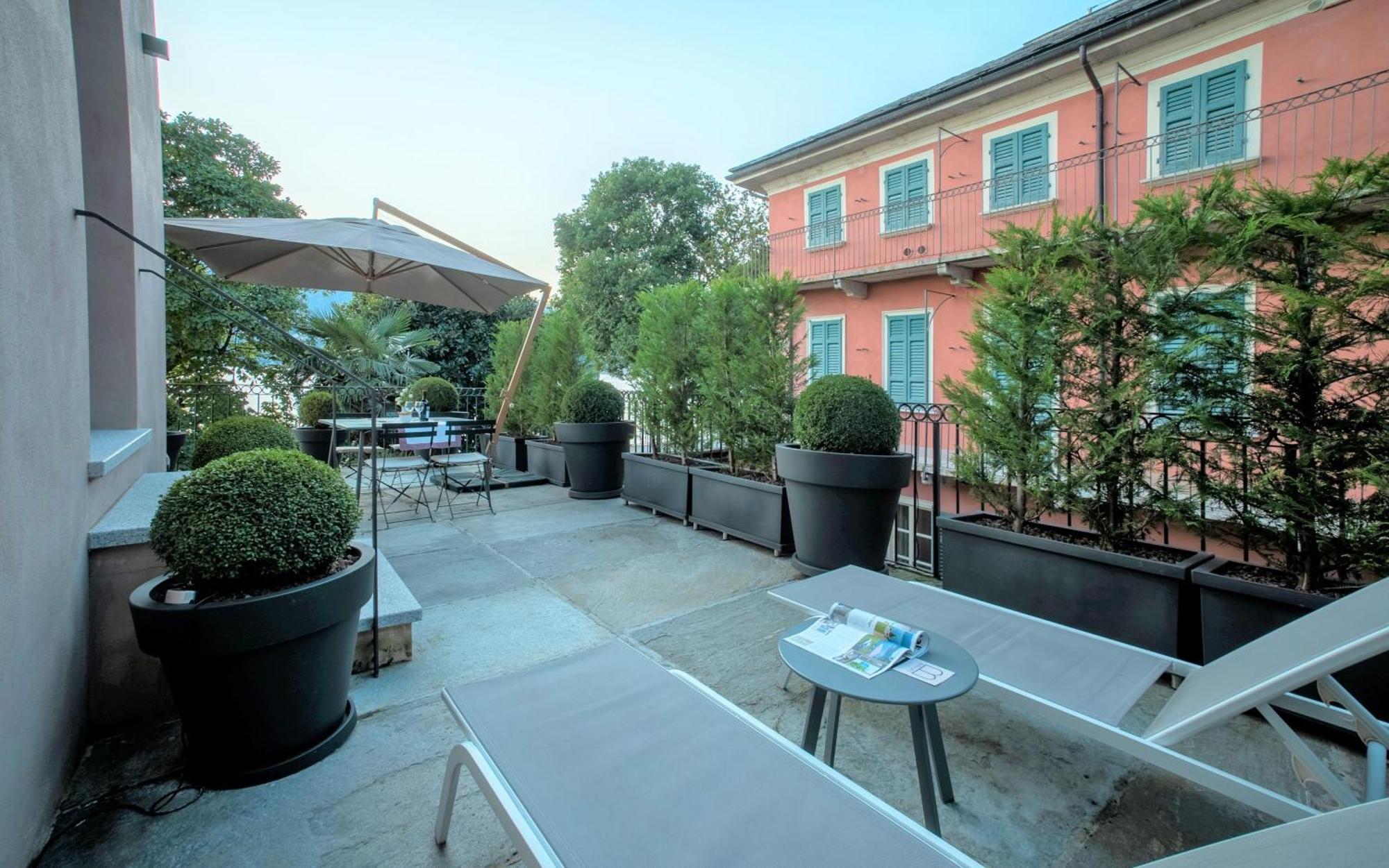 オルタ・サン・ジューリオBifora65 Flats And Garden - Lakeviewアパートメント エクステリア 写真