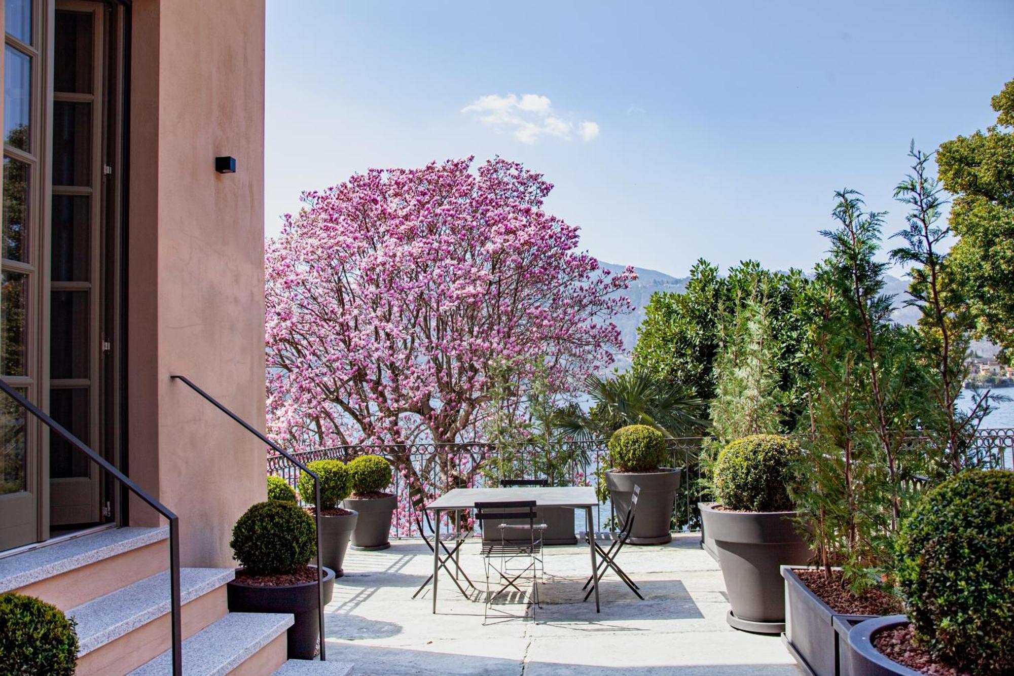 オルタ・サン・ジューリオBifora65 Flats And Garden - Lakeviewアパートメント エクステリア 写真